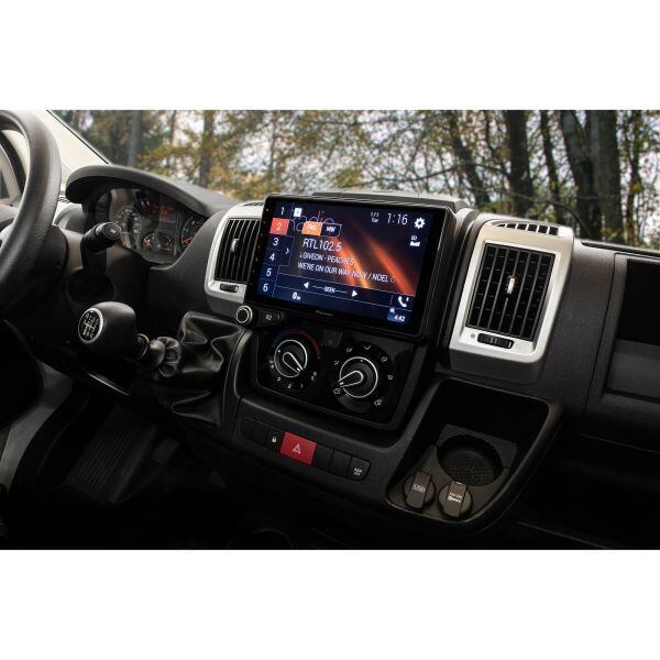 Pioneer AVIC-Z1000DAB-C navigációs rendszer