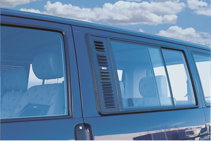 Hülsberg Airvent szellőzőrács - kicsi a VW T4-hez orientáció utasoldal