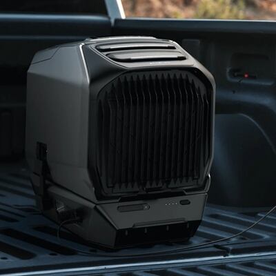 Töltés az autó konnektorából (100 W)